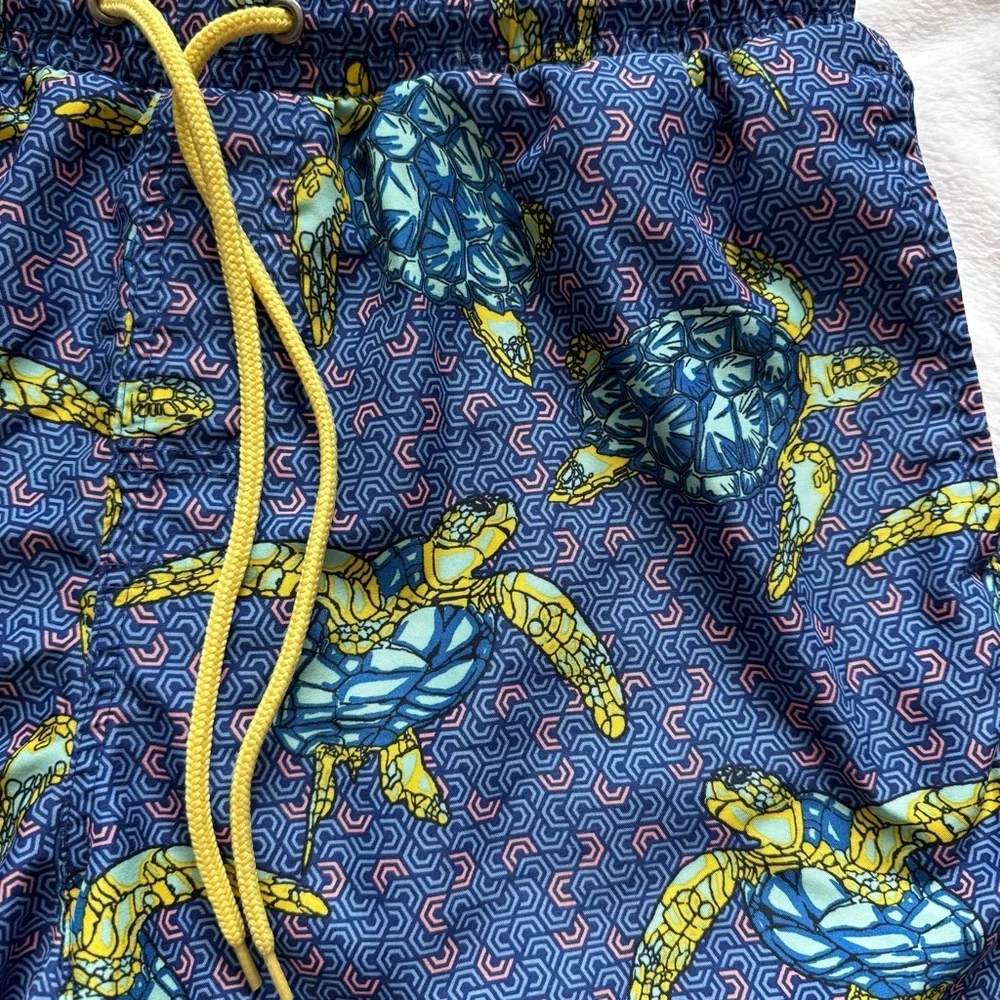 Mens Swim Trunks Turtle Print Blue and Yellow Size M Club Room Brand